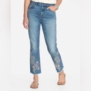 Johnny Was Cropped Baby Boot Mid Rise Embroidered Flare Jeans Size 32